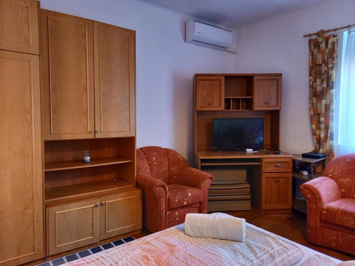 קסזטלי Clara Apartman מראה חיצוני תמונה